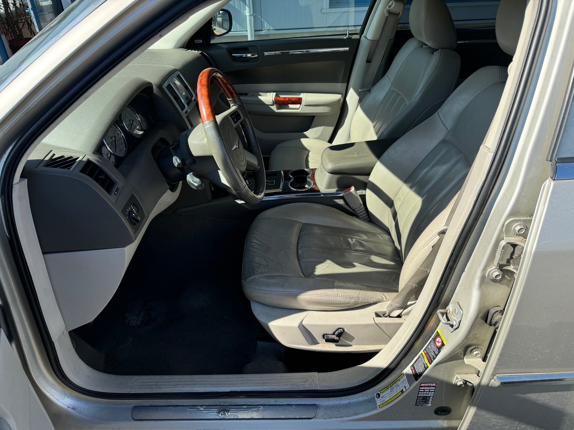 CHRYSLER 300C T 3.5 V6 AWD-image-8