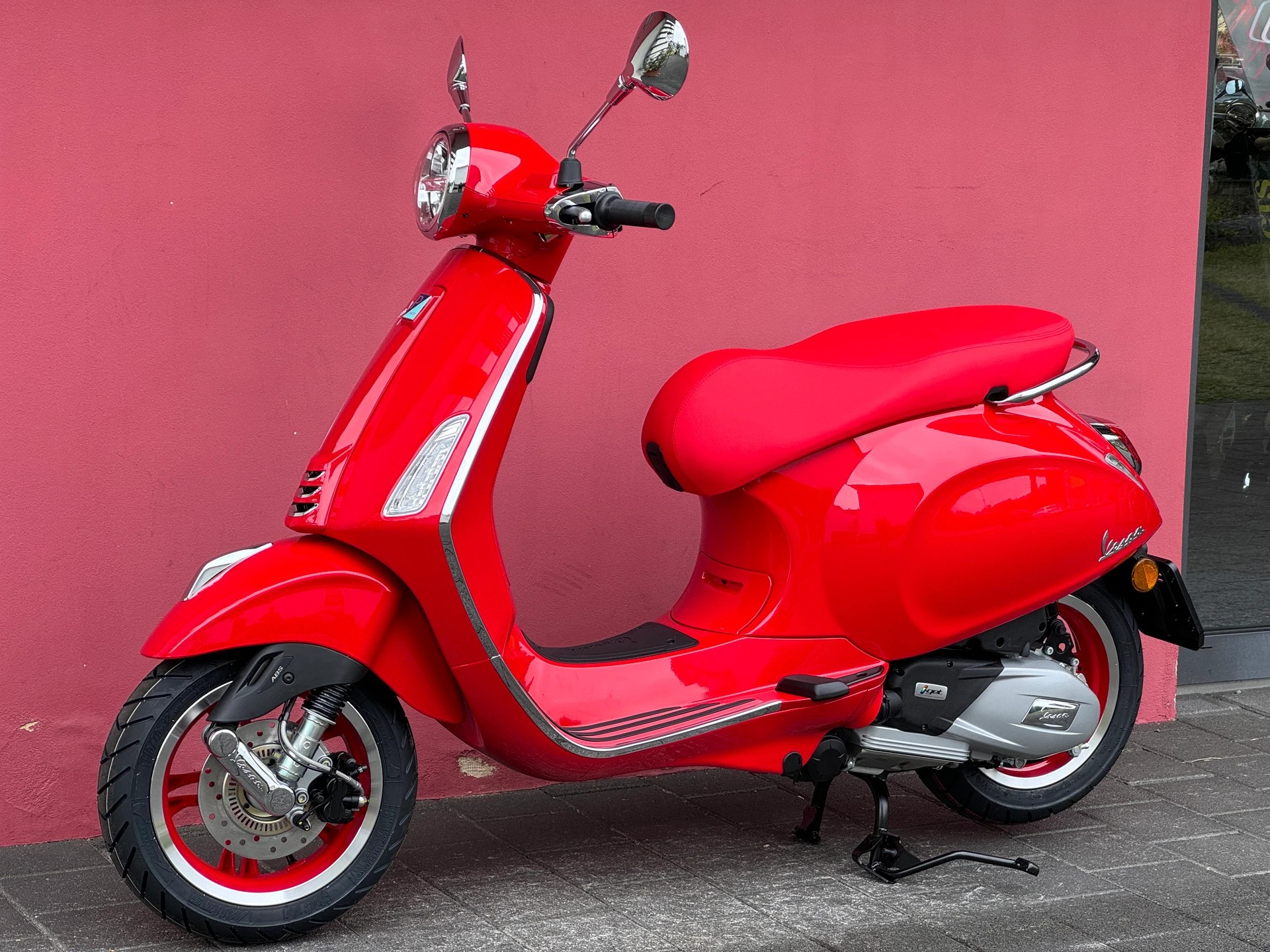 PIAGGIO Vespa 125 Primavera Red-image-15