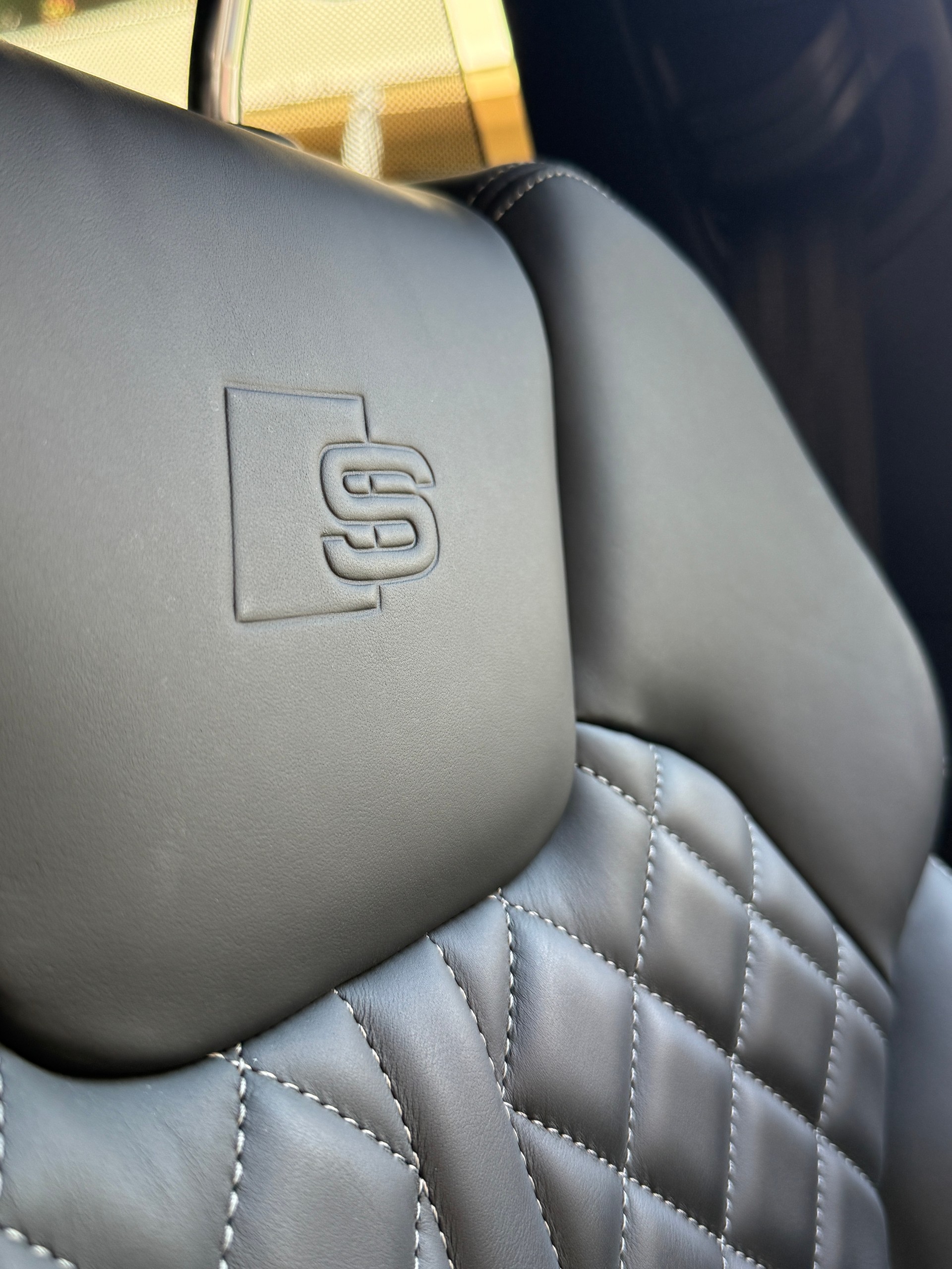 AUDI Q5 55 TFSI e PHEV S line quattro S-tronic-image-9