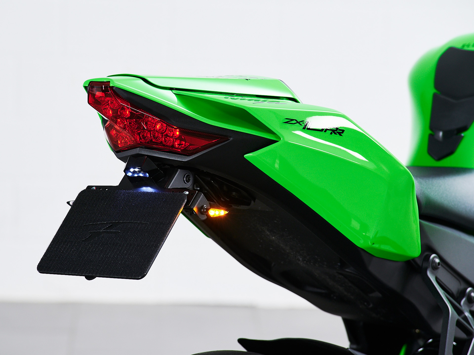KAWASAKI Ninja ZX-10RR-image-8