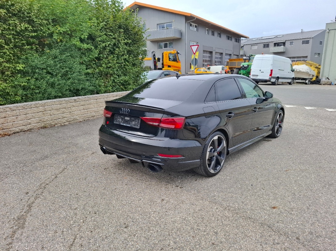 AUDI RS3 Limousine 2.5 TSI quattro S-tronic-image-5