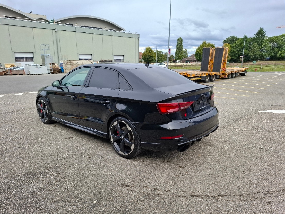 AUDI RS3 Limousine 2.5 TSI quattro S-tronic-image-6