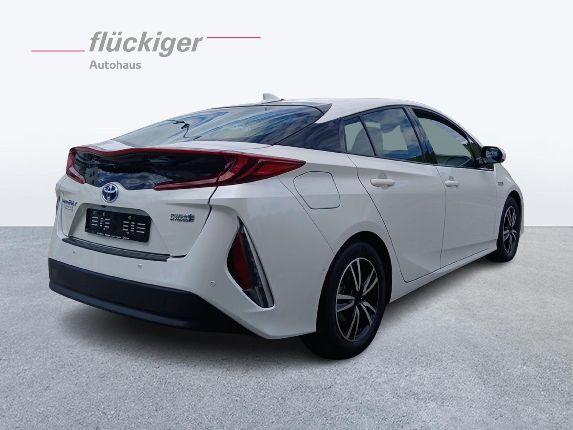 TOYOTA Prius 1.8 VVTi HSD Plug-In Premium-image-4