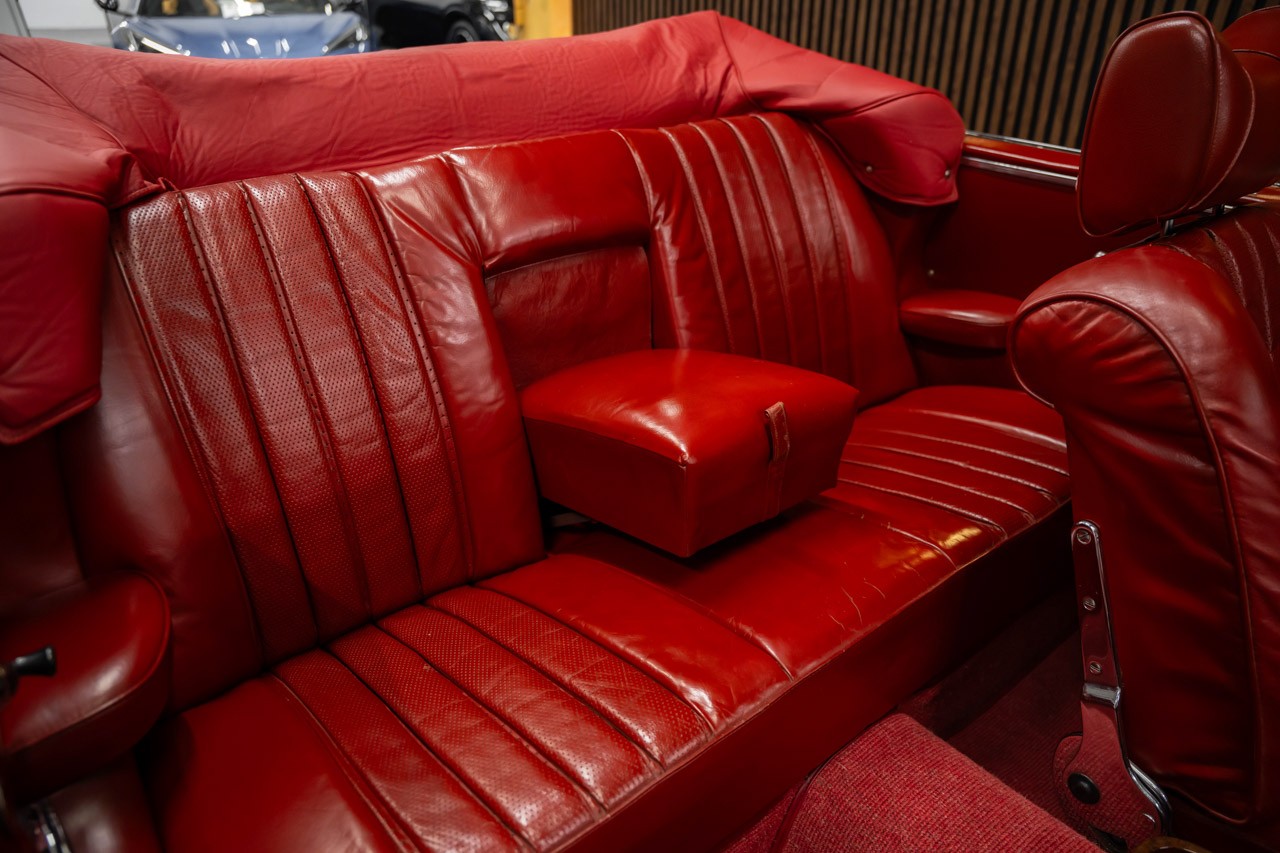 MERCEDES-BENZ 220 SE/b-image-18