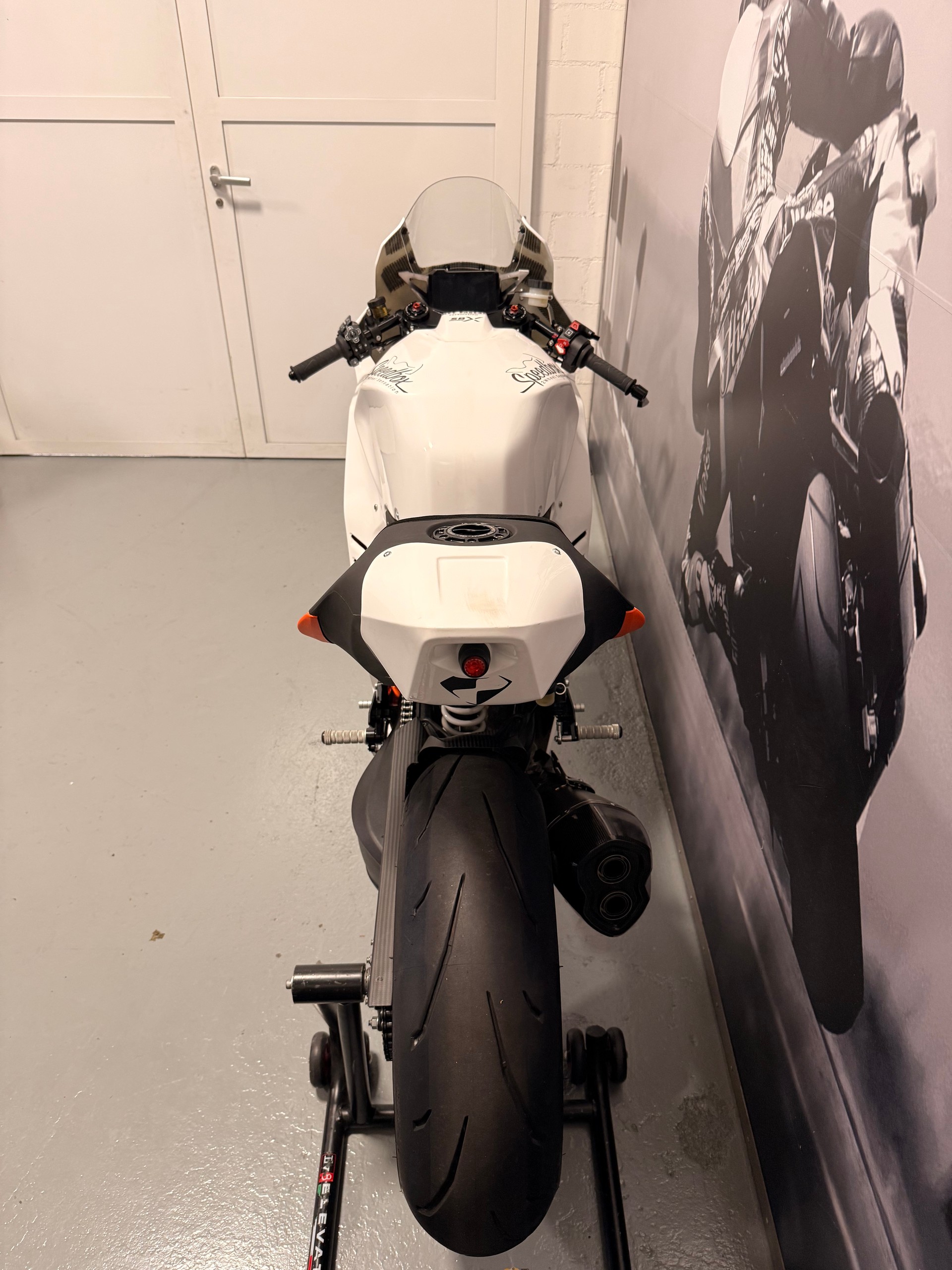 KTM 1390 Super Duke R EVO-image-6
