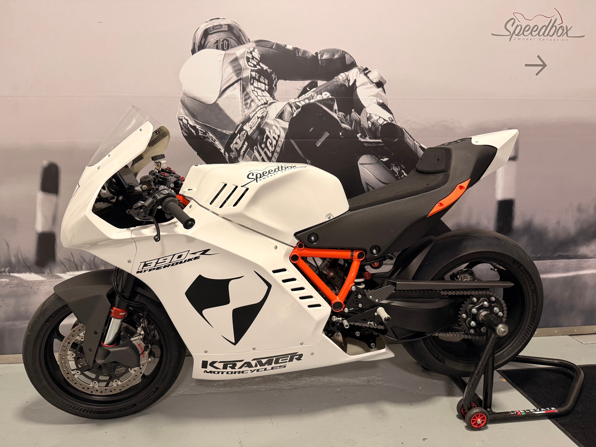 KTM 1390 Super Duke R EVO