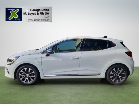 RENAULT Clio 1.6 E-Tech Techno-showroom-element-1
