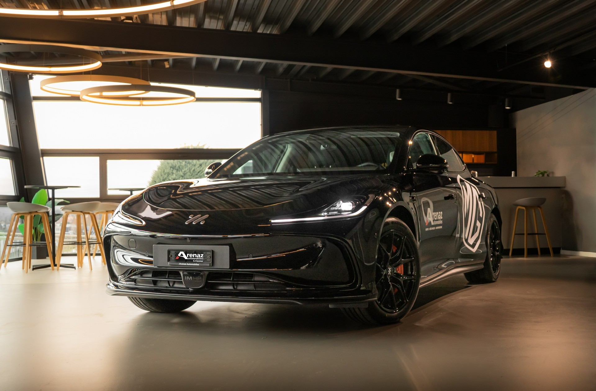 MG IM5 100kWh Performance 19