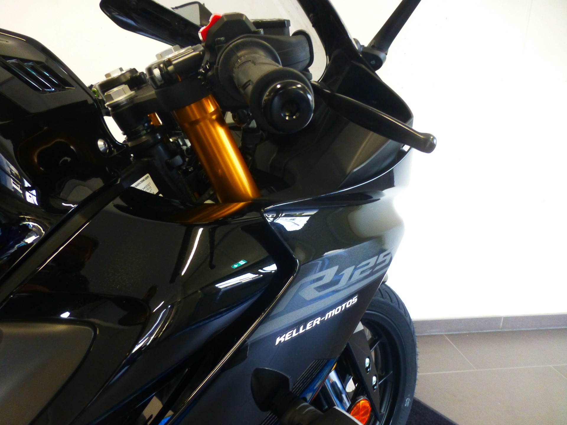 YAMAHA YZF-R 125 ABS Modell 2026-image-13