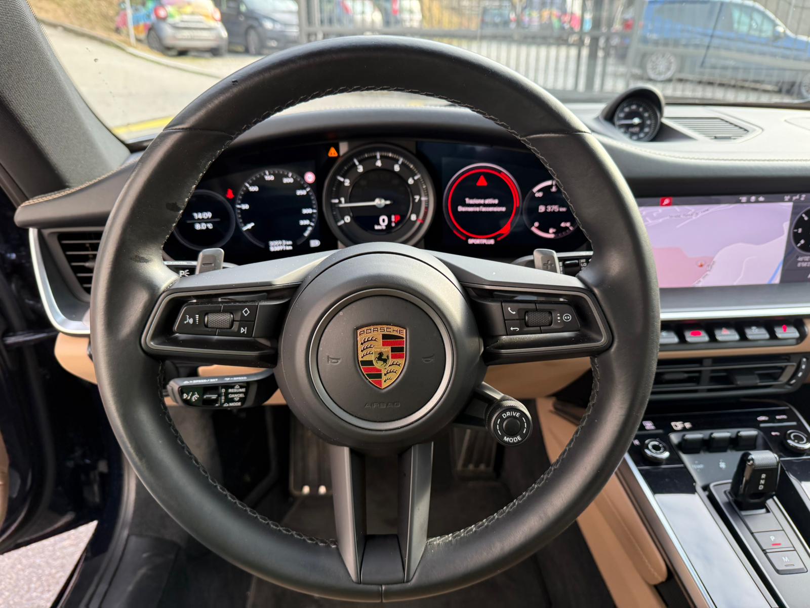 PORSCHE 911 Carrera 4S-image-5