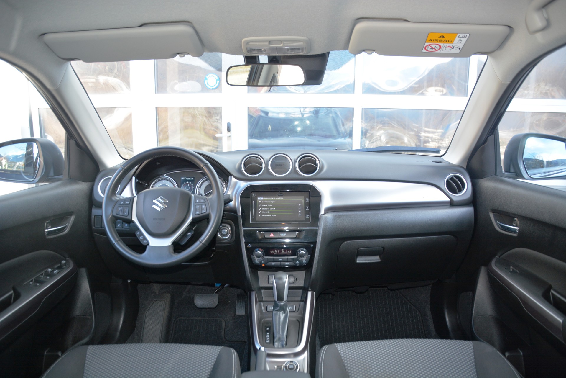 SUZUKI Vitara 1.4 Boosterjet Compact Top Hybrid Automatic-image-4