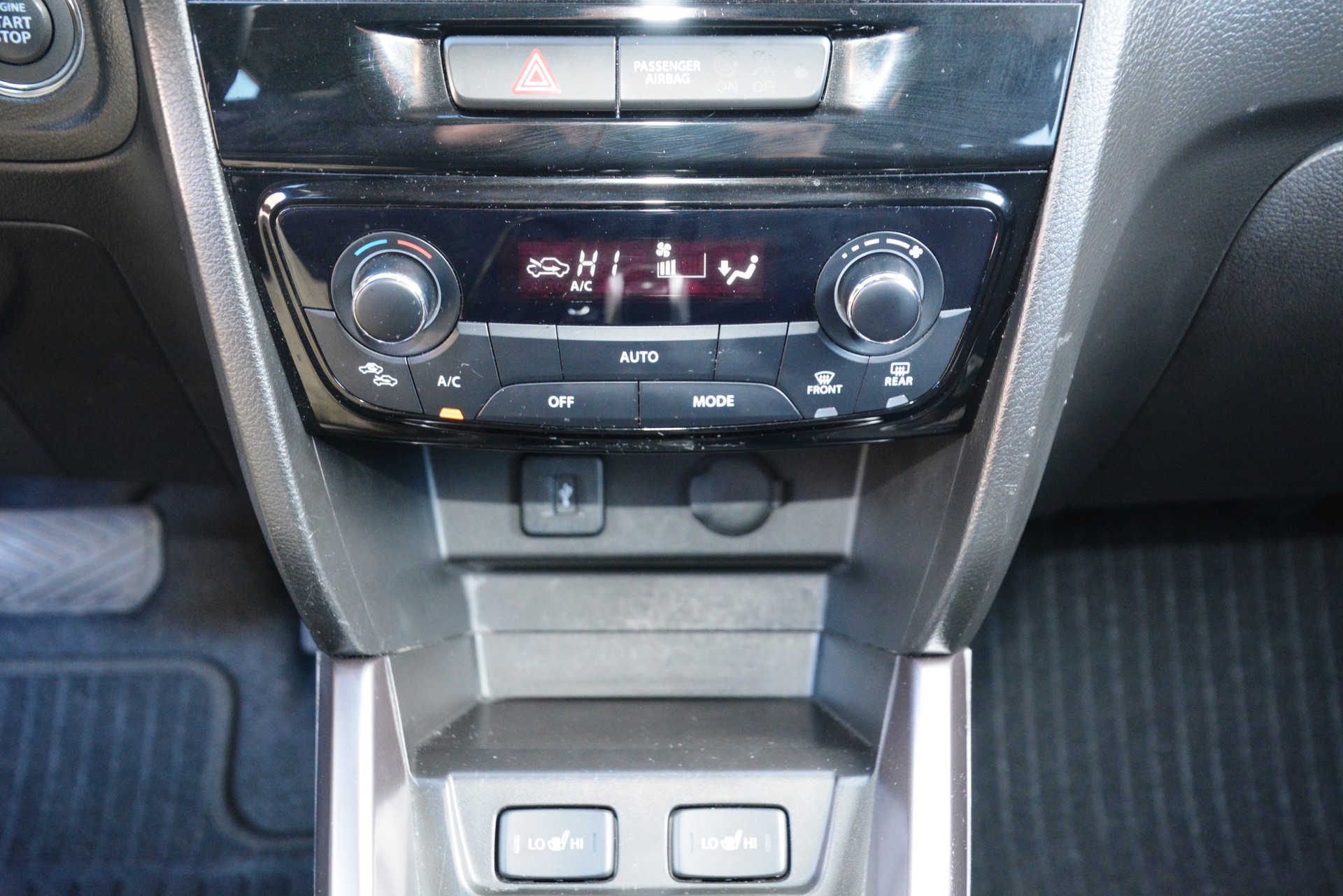 SUZUKI Vitara 1.4 Boosterjet Compact Top Hybrid Automatic-image-12