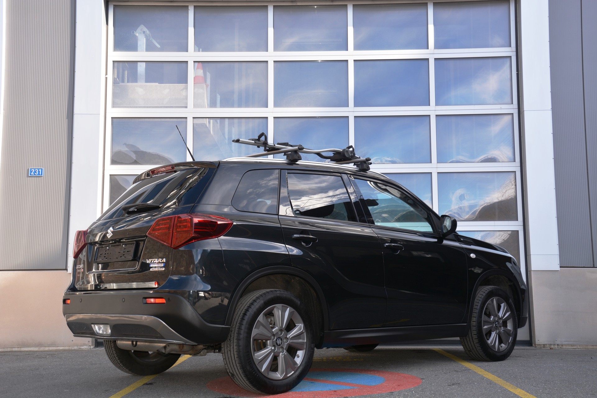 SUZUKI Vitara 1.4 Boosterjet Compact Top Hybrid Automatic-image-1