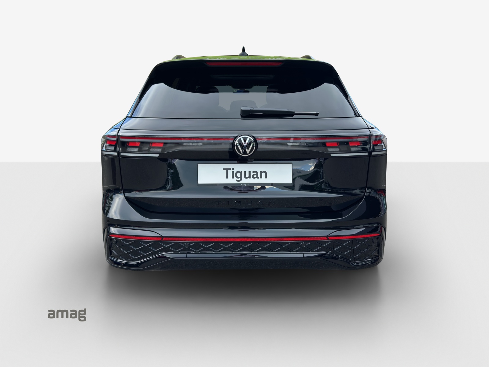 VW Tiguan R-line 1.5TSI 272PS DSG-showroom-element-3