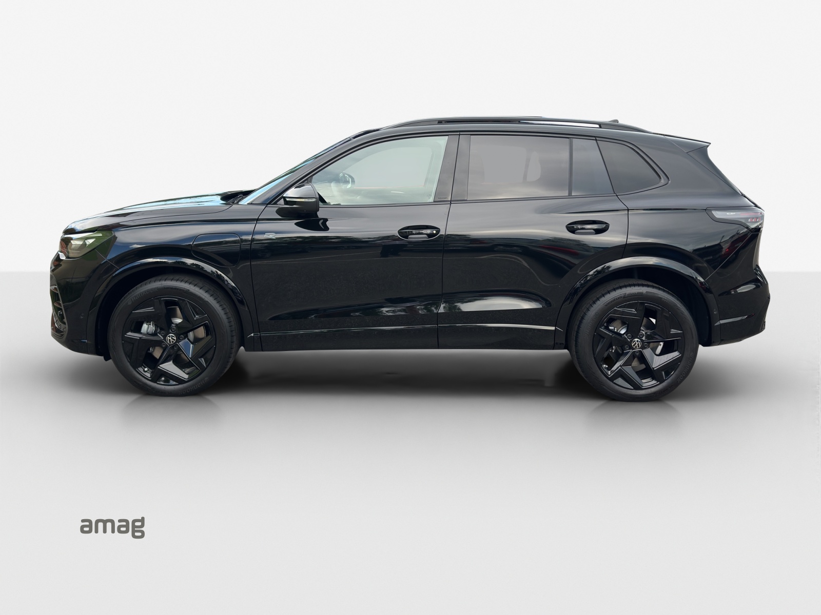 VW Tiguan R-line 1.5TSI 272PS DSG-showroom-element-1