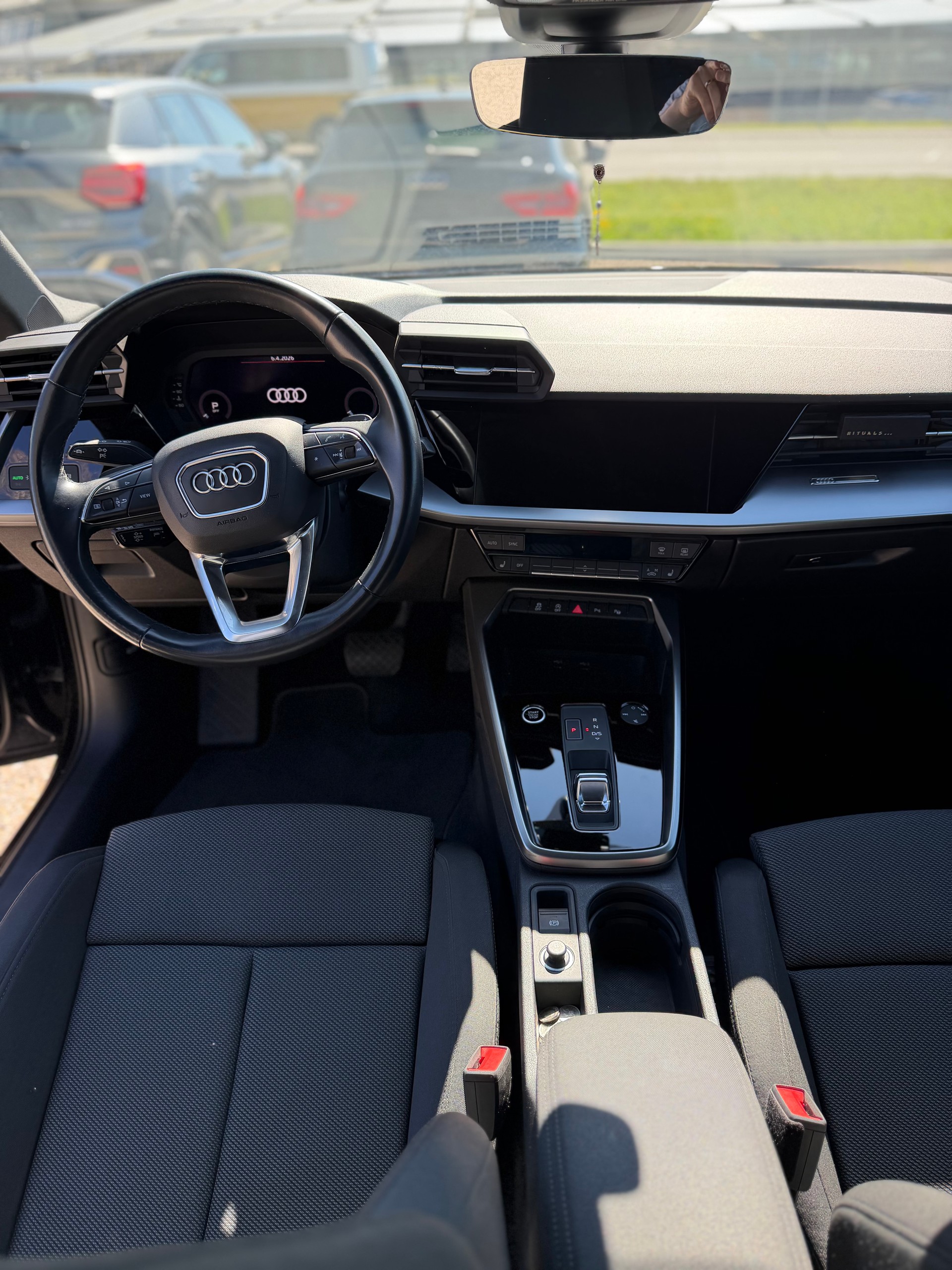 AUDI A3 Sportback 35 TDI advanced S-tronic-image-11