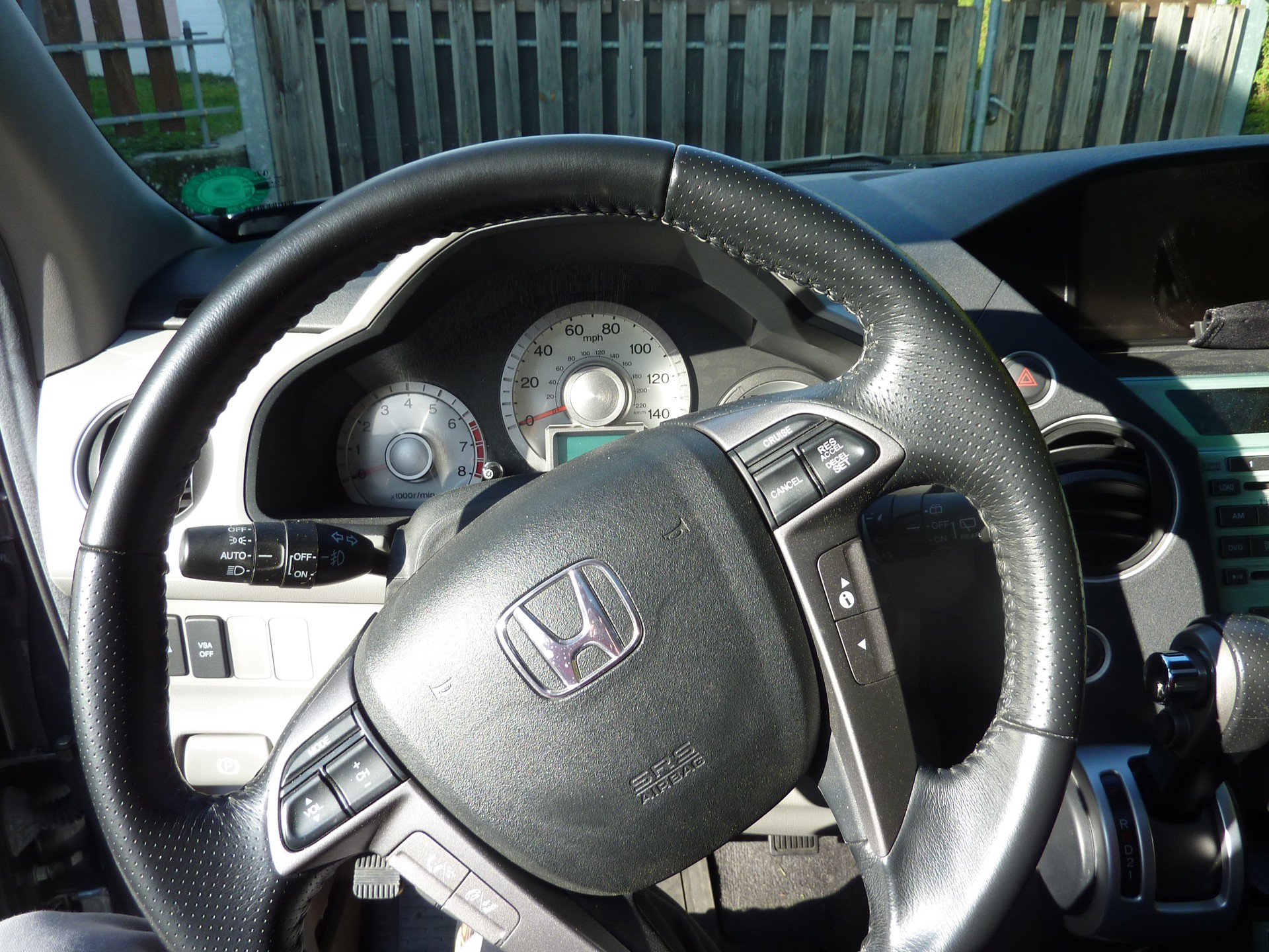 HONDA PILOT Touring-image-2