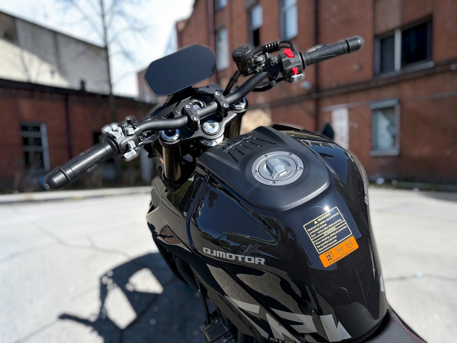 QJ SRK 800 DARK-image-4