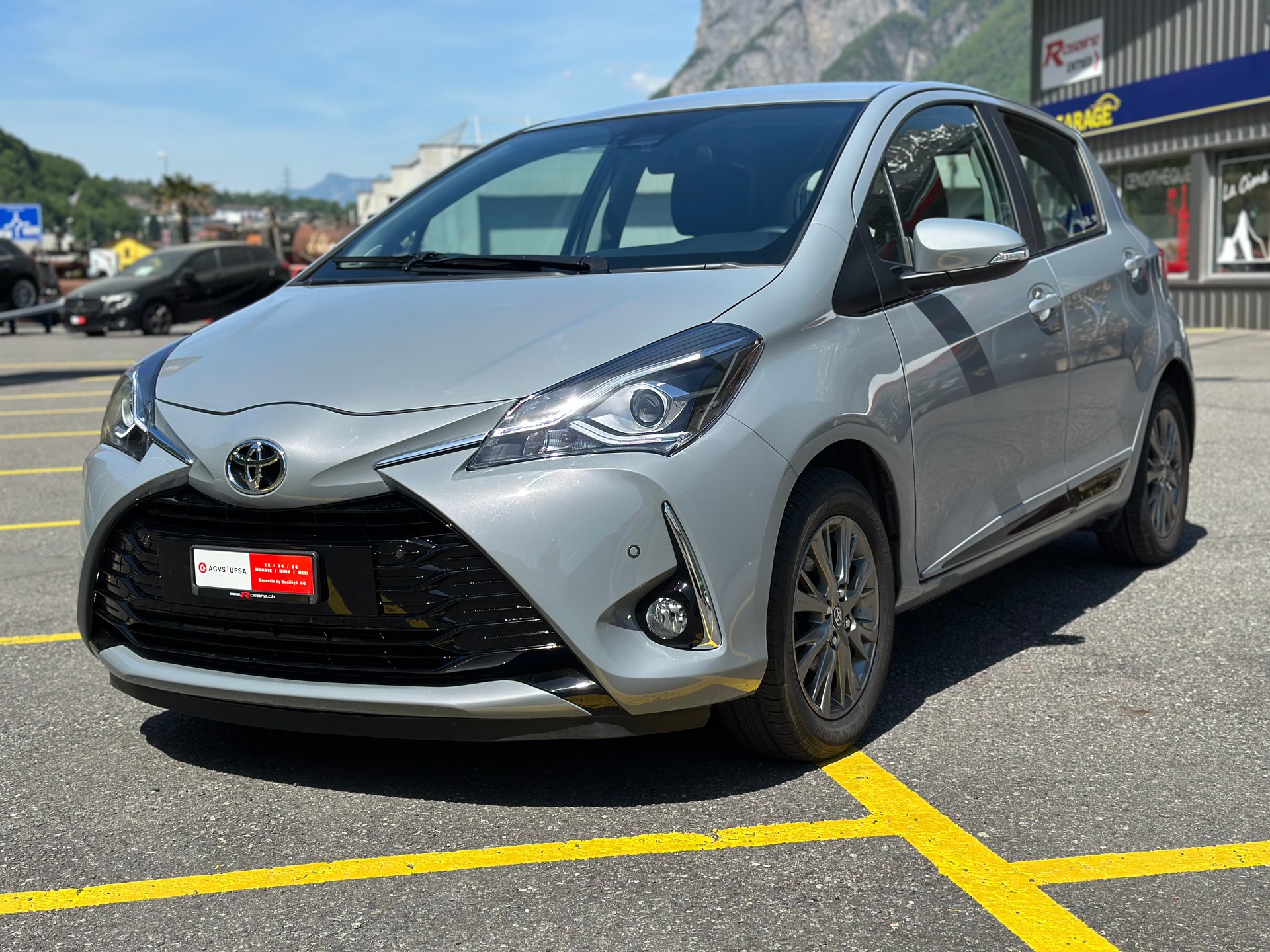 TOYOTA Yaris 1.5 Trend-showroom-element-2
