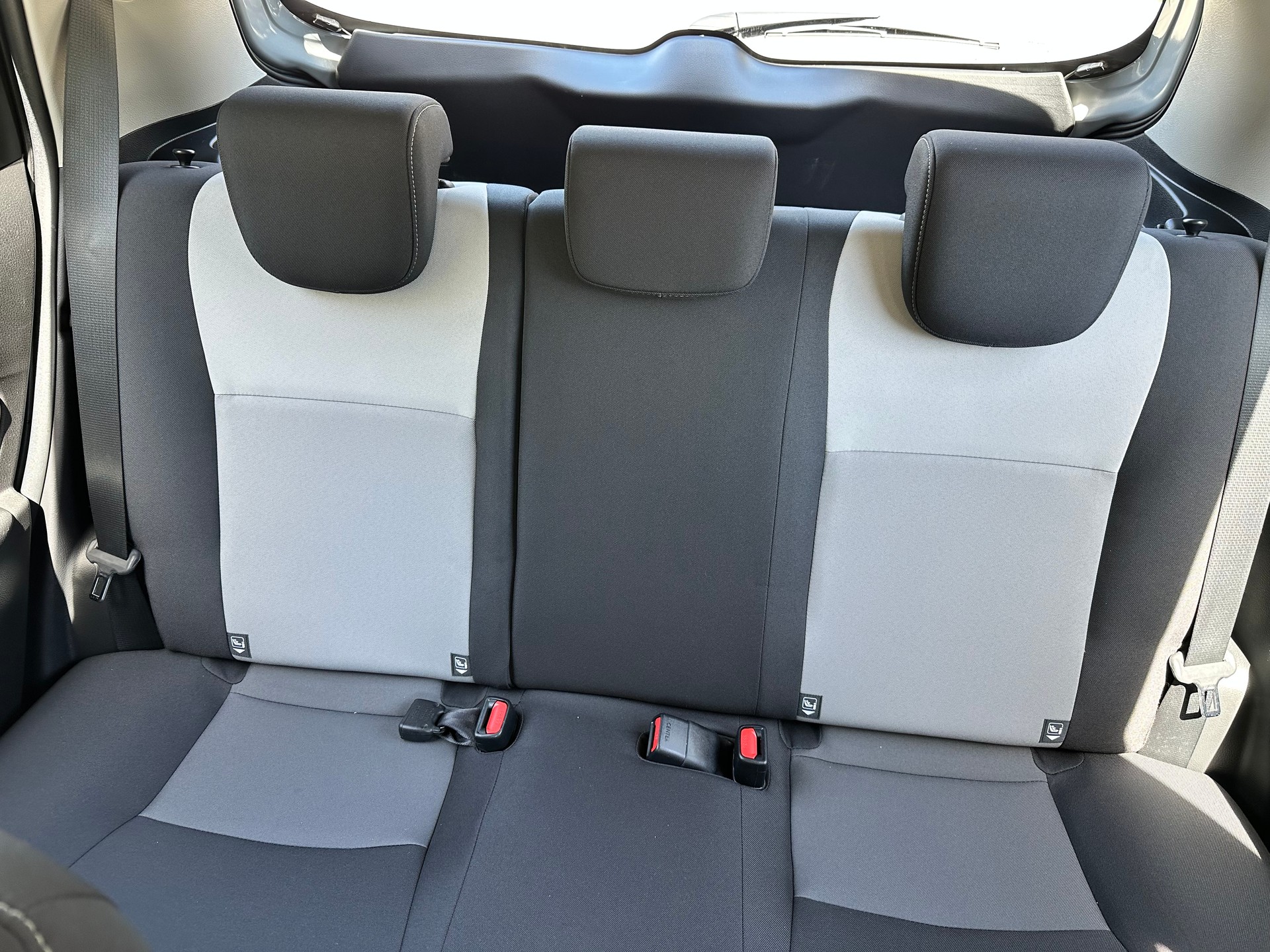 TOYOTA Yaris 1.5 Trend-image-11