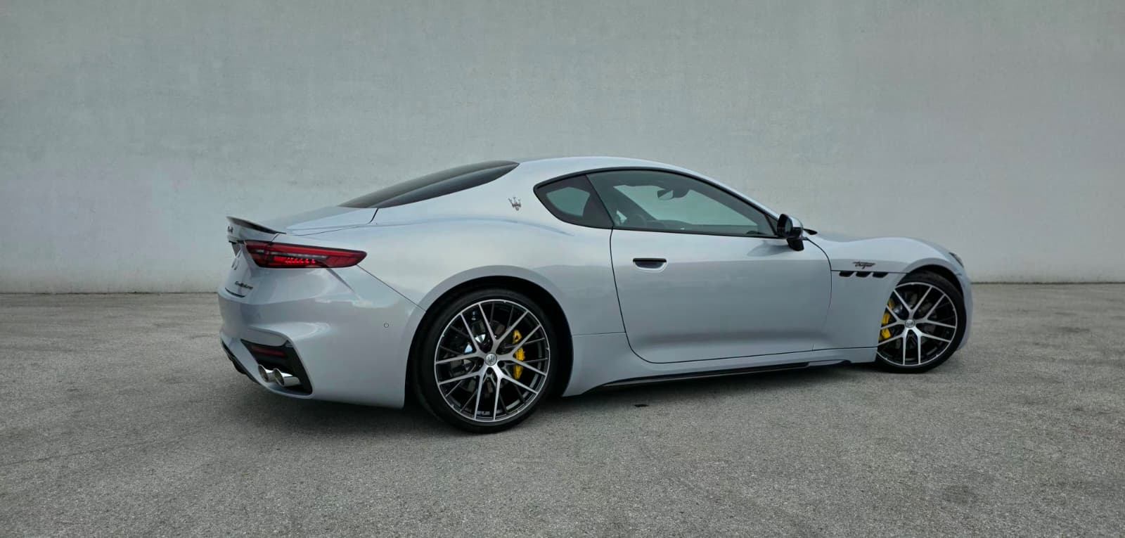 MASERATI GranTurismo Trofeo Automatica-image-1