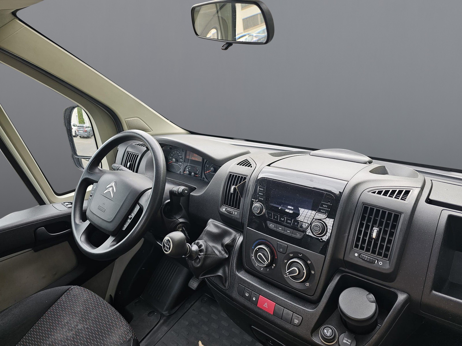 CITROEN Jumper 35+ 2.0 BlueHDi 160 Attraction L4-image-11