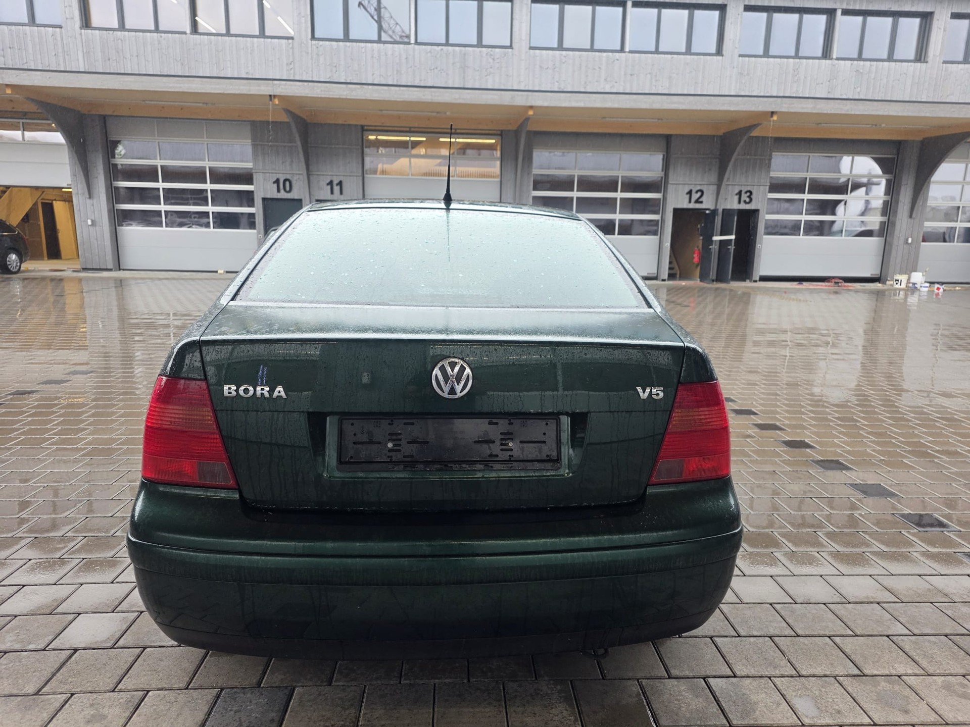 VW Bora 2.3 Highline-image-7