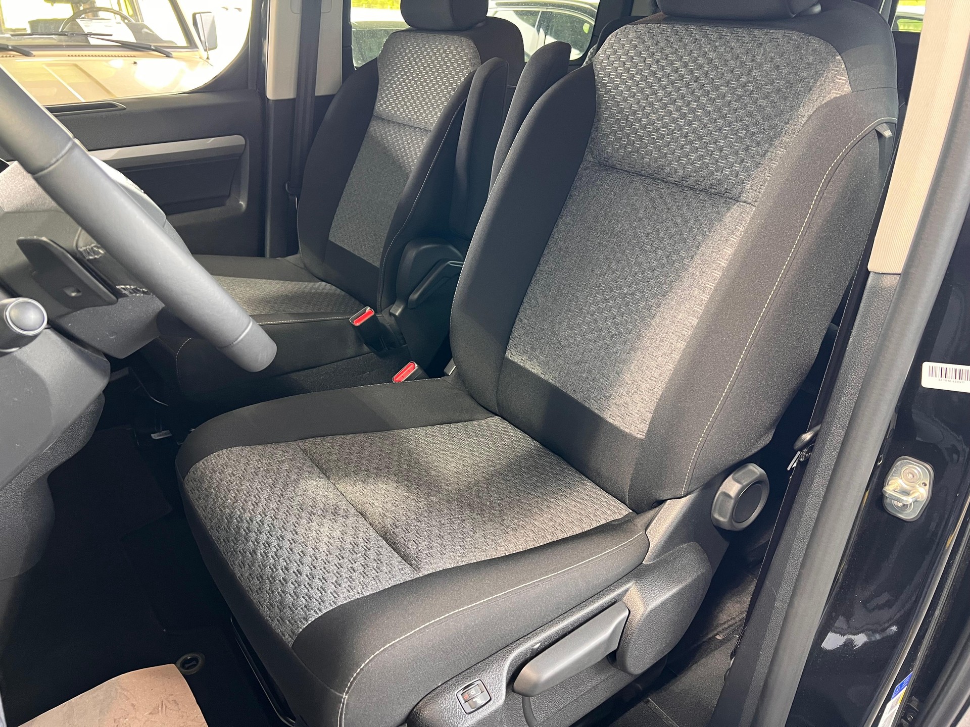 TOYOTA PROACE Verso L1 2.0 D Trend-image-9