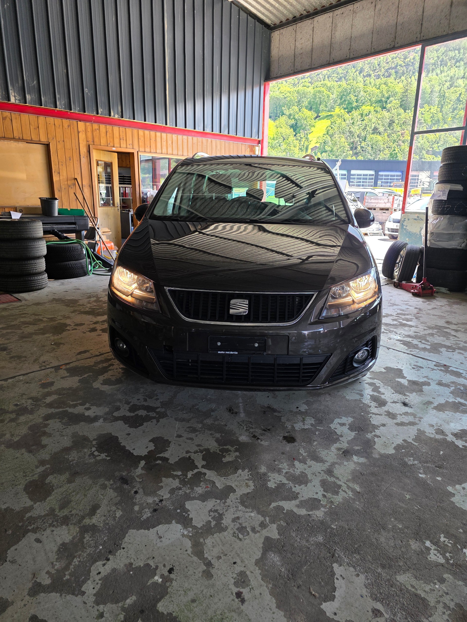 SEAT Alhambra 2.0 TDI Reference 4x4-image-1