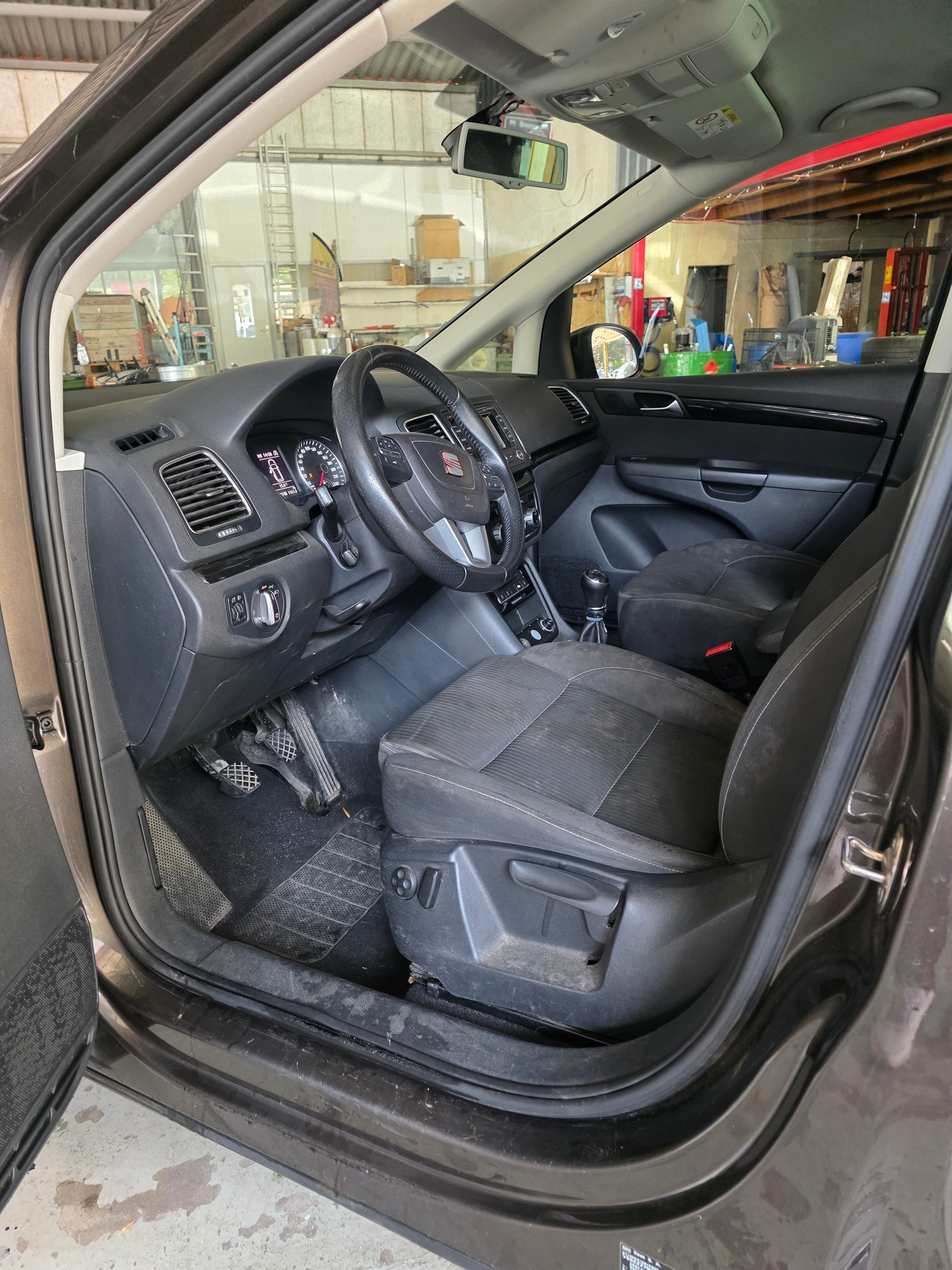 SEAT Alhambra 2.0 TDI Reference 4x4-image-10