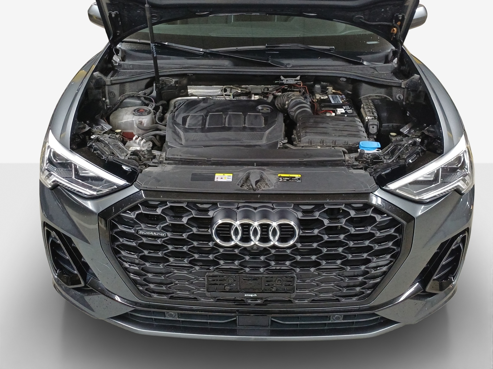 AUDI Q3 Sportback 40 TDI S line quattro S-tronic-image-14