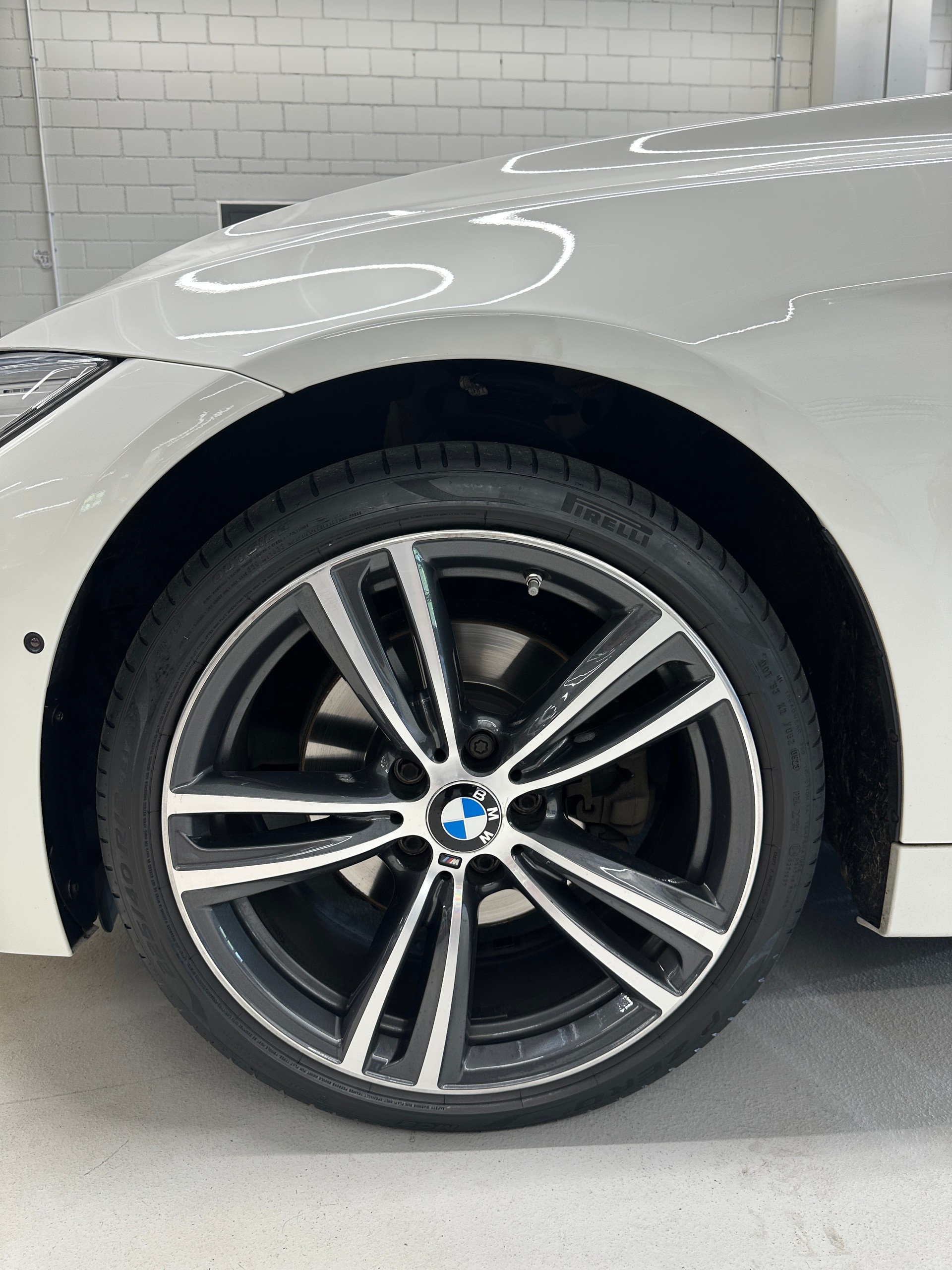BMW 428i xDrive-image-3