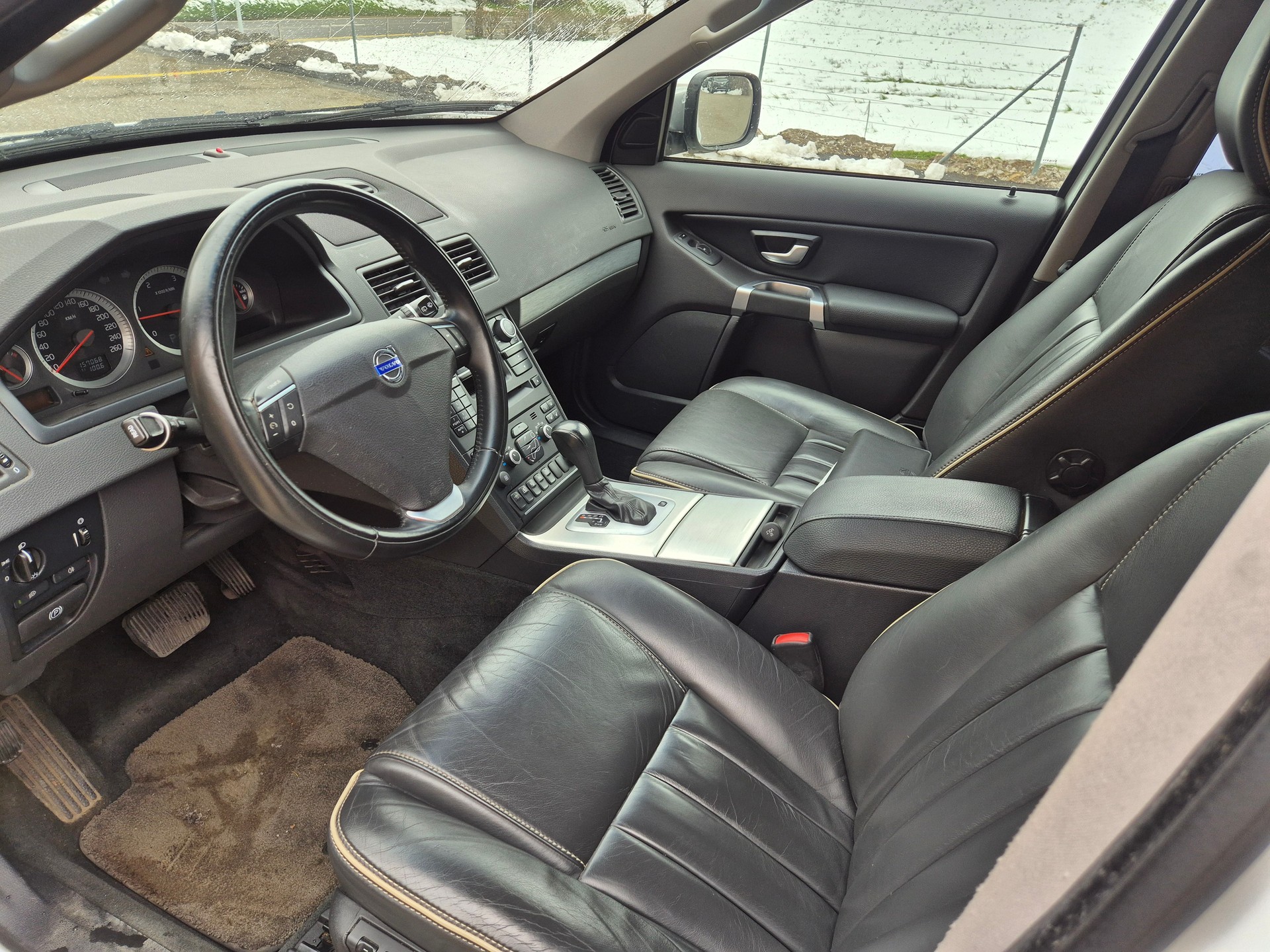 VOLVO XC90 D5 AWD Husky Edition Geartronic-image-5