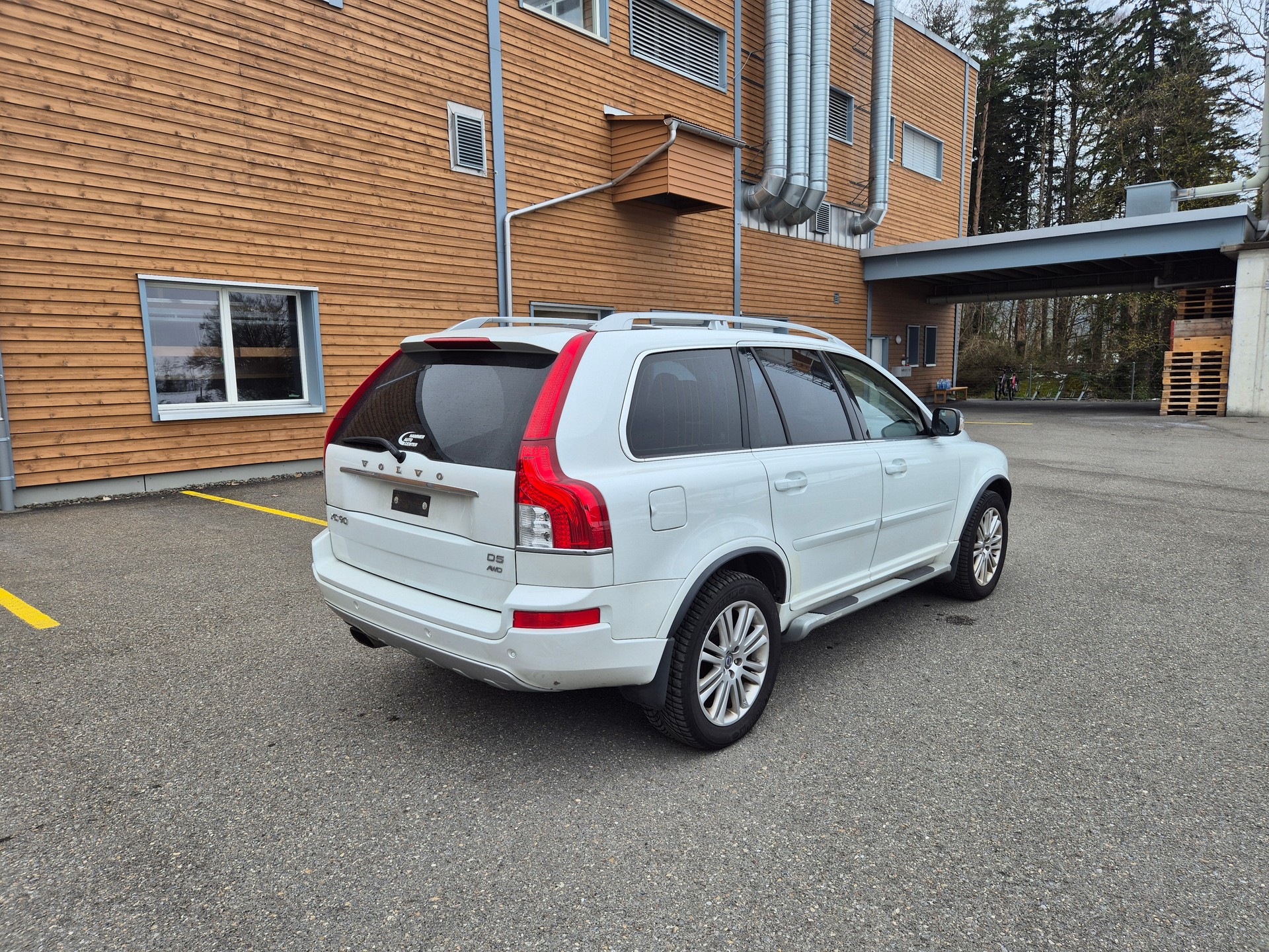 VOLVO XC90 D5 AWD Husky Edition Geartronic-image-2