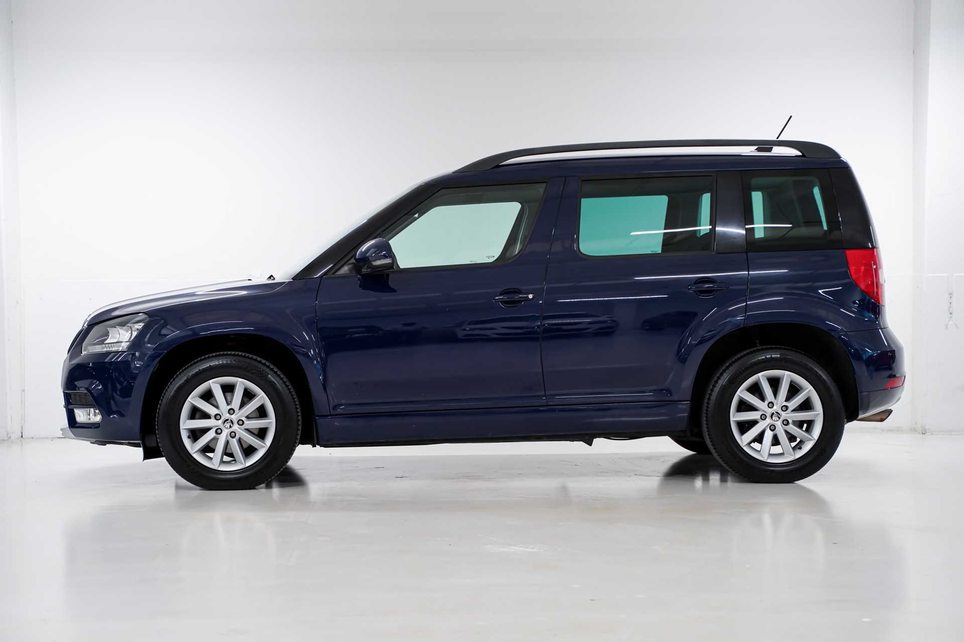 SKODA Yeti 2.0 TDI Ambition 4x4-showroom-element-3