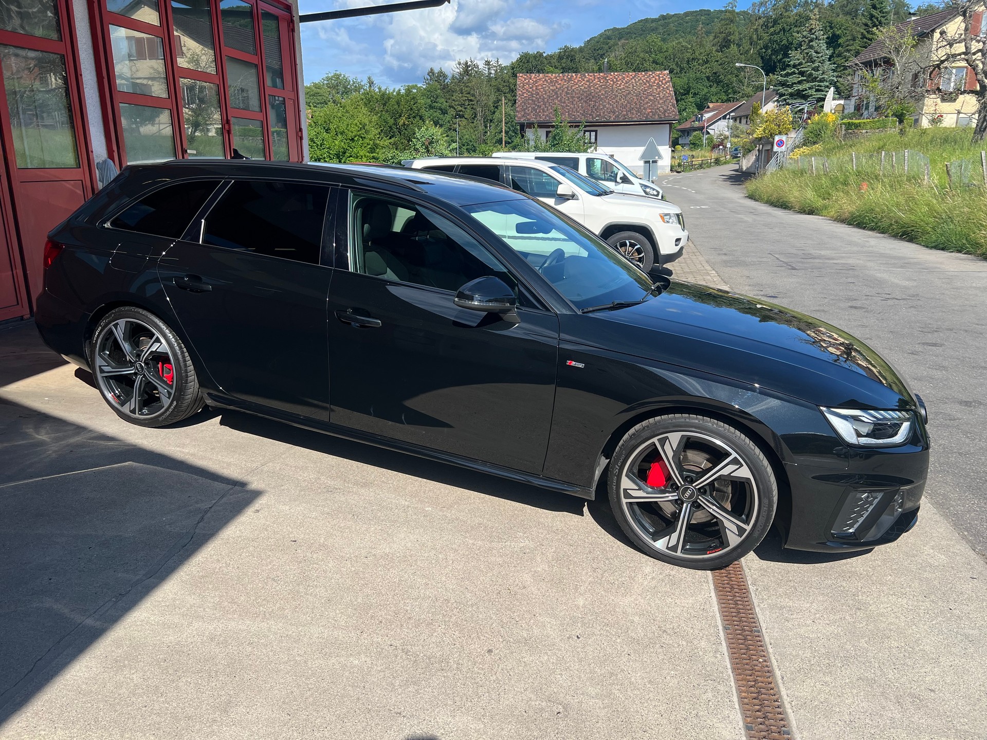 AUDI A4 Avant 40 TDI S line Attraction quattro S-tronic-image-7