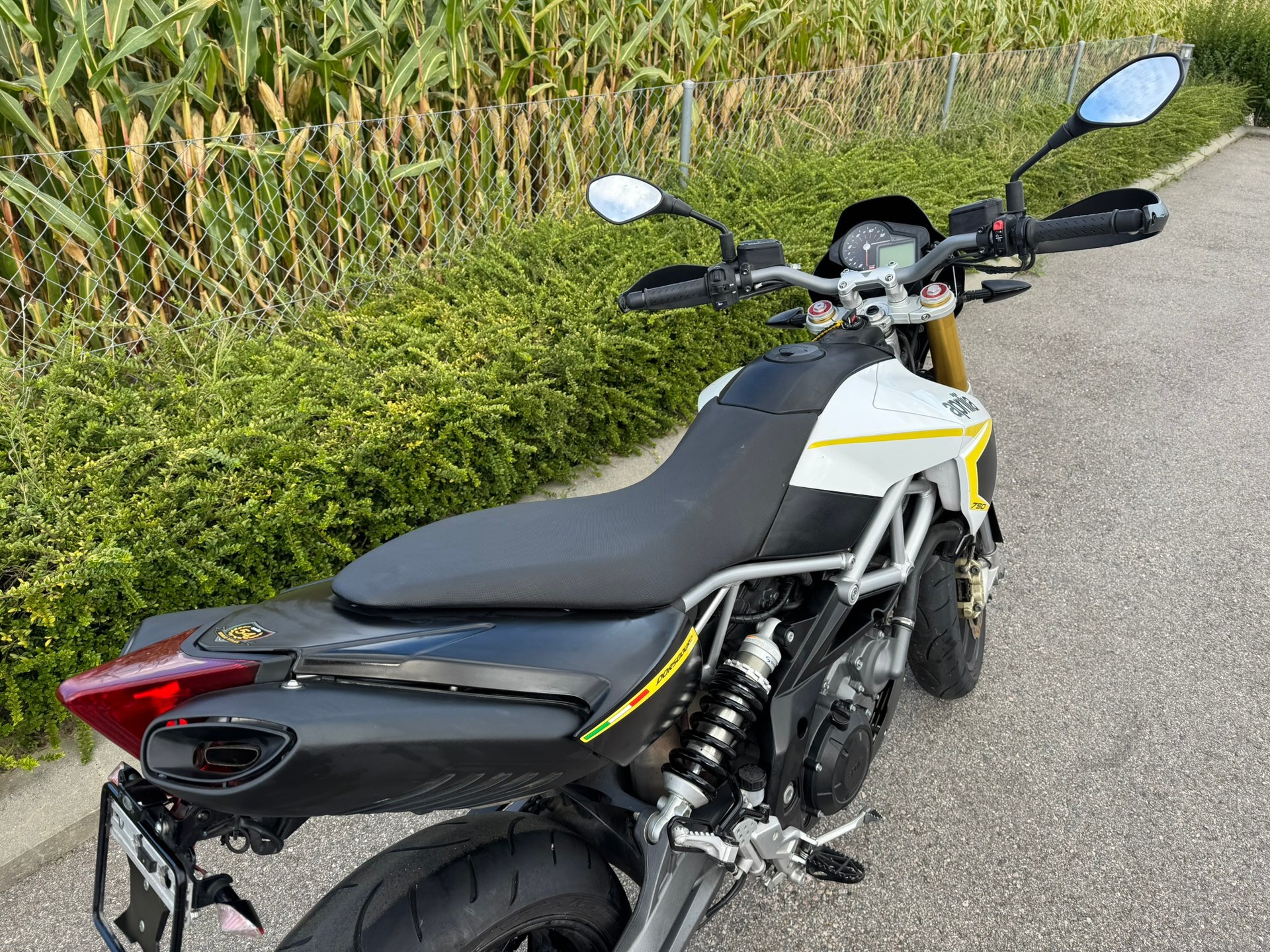 APRILIA Dorsoduro SMV 750-image-7