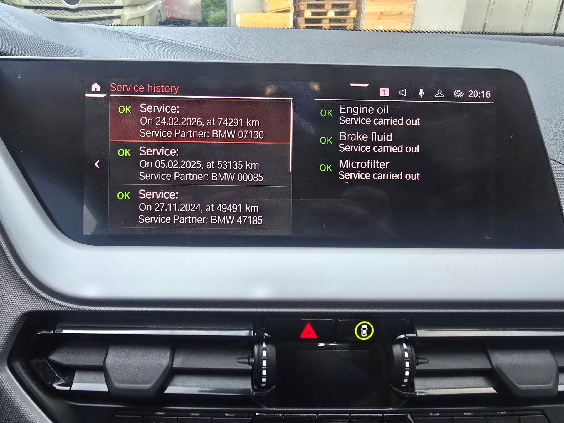 BMW 118i Essential Edition Steptronic-image-26