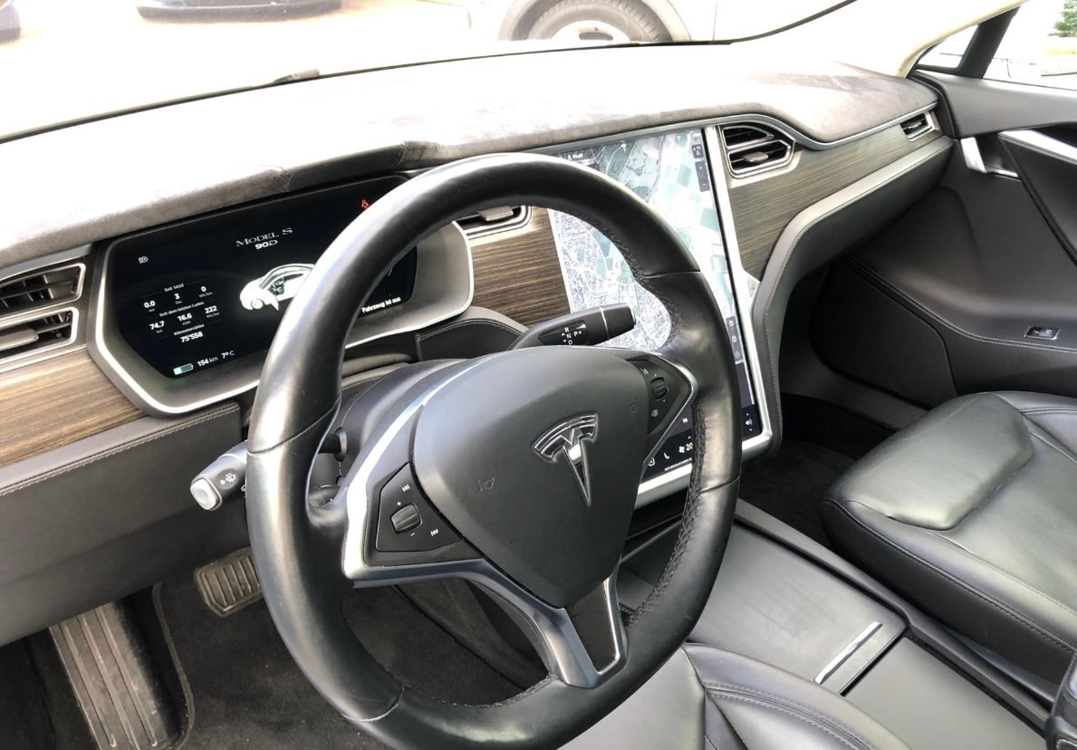 TESLA 90 D - SC01 Free Supercharging, Autopilot, Winterpaket, Luftfederung, Tesla gewartet, Akku 88%-image-5