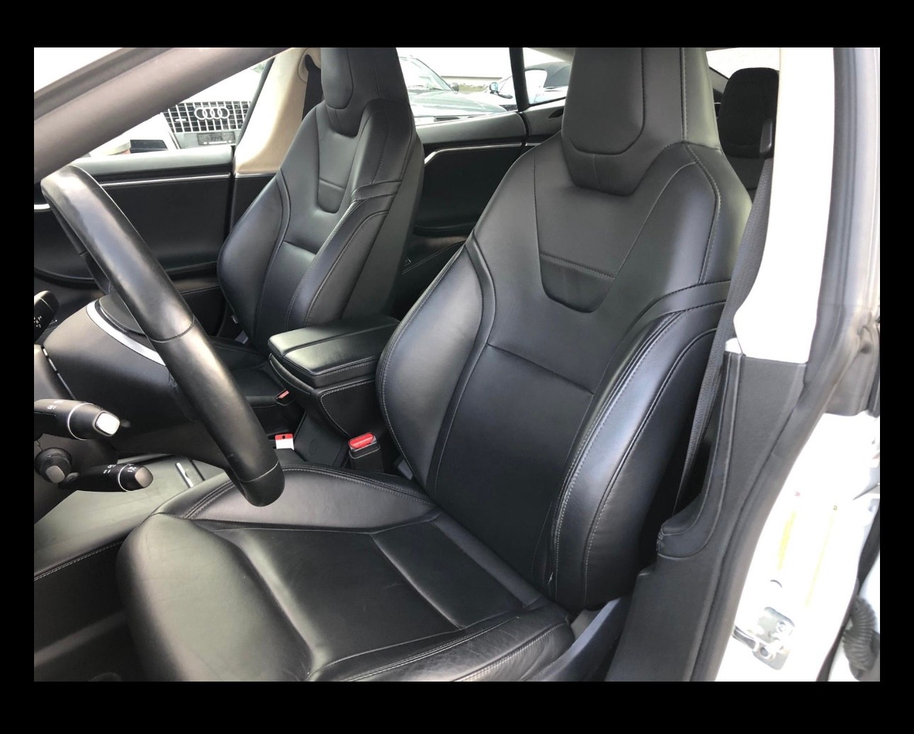 TESLA 90 D - SC01 Free Supercharging, Autopilot, Winterpaket, Luftfederung, Tesla gewartet, Akku 88%-image-6