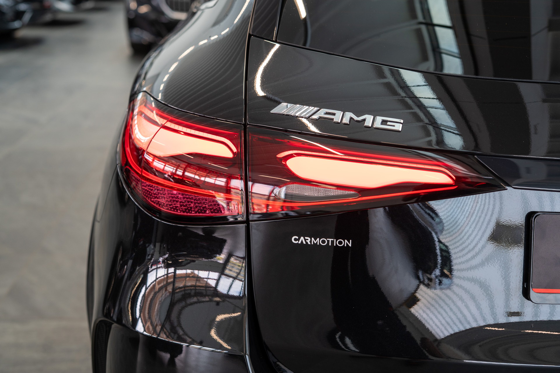 MERCEDES-BENZ GLC 43 AMG 4matic / Panorama / Performance Auspuff / 360°Kamera-image-5