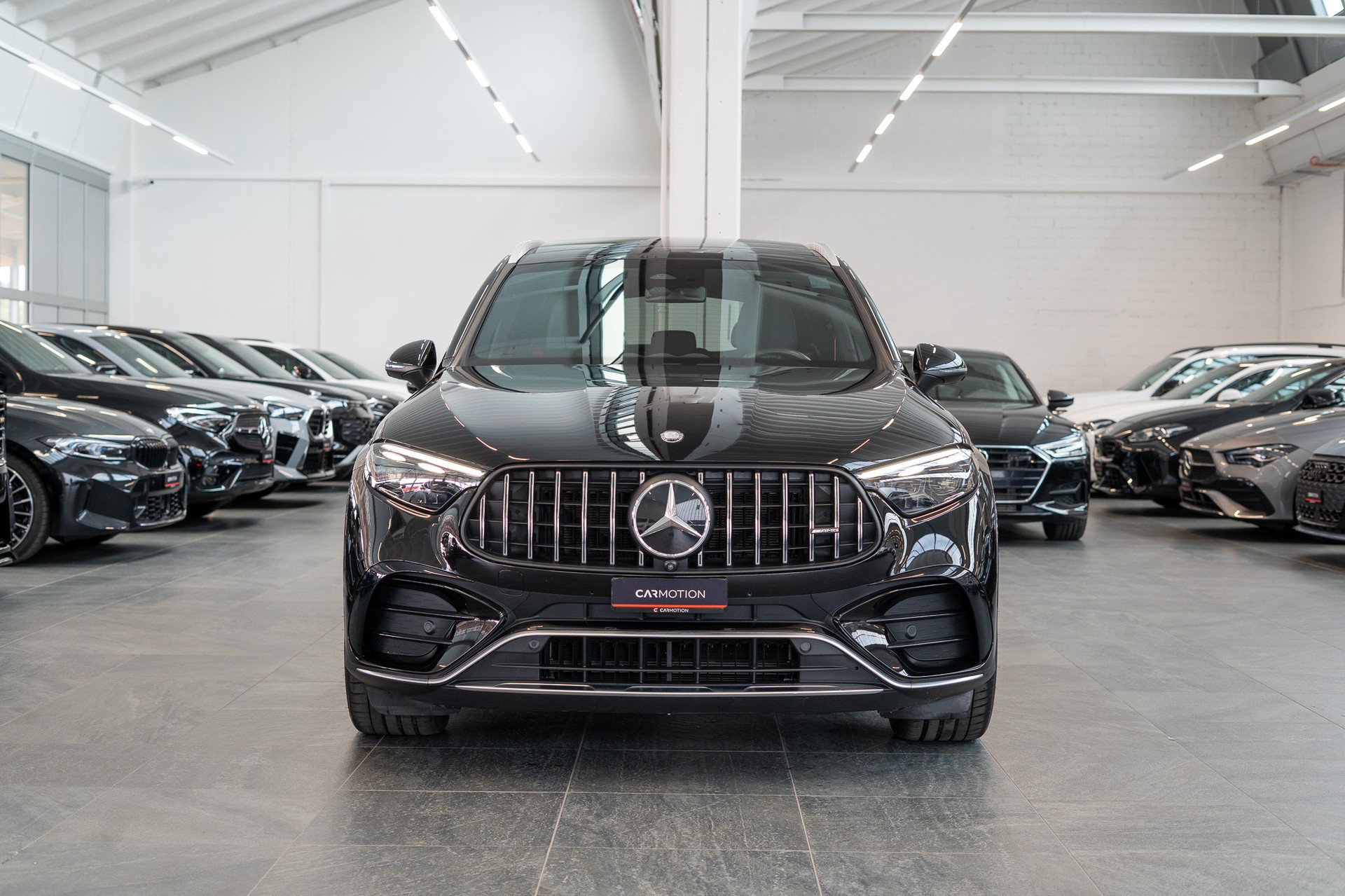 MERCEDES-BENZ GLC 43 AMG 4matic / Panorama / Performance Auspuff / 360°Kamera-showroom-element-1