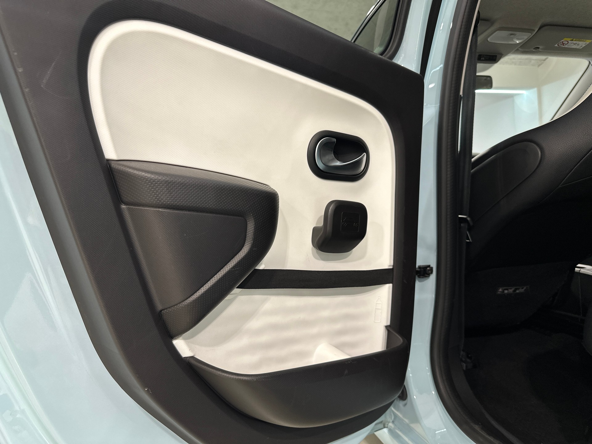 RENAULT Twingo Electric Techno-image-29