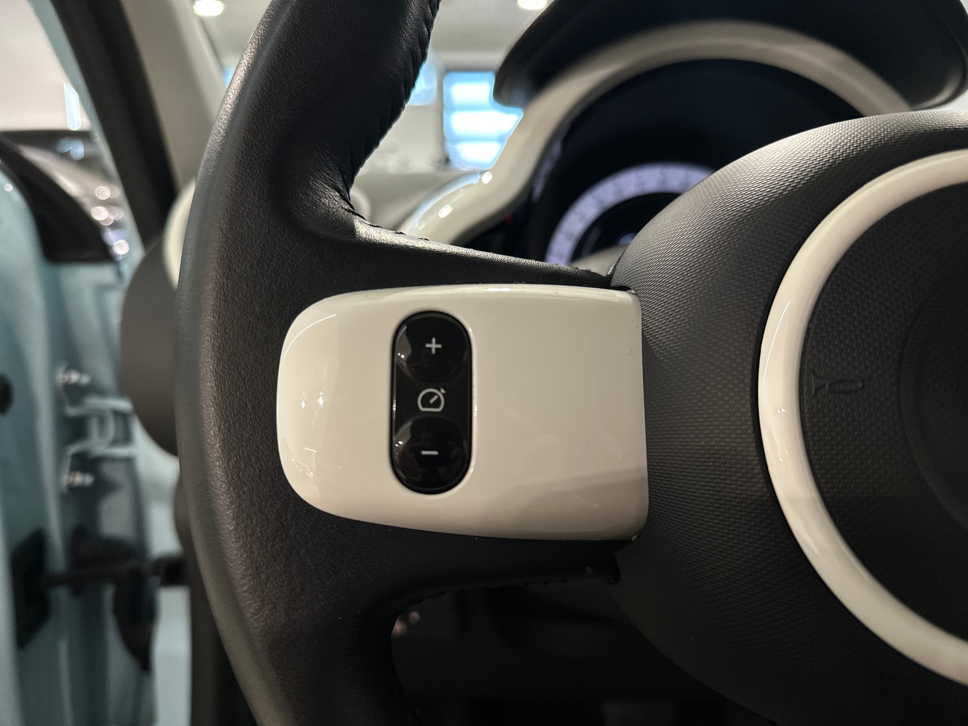 RENAULT Twingo Electric Techno-image-26