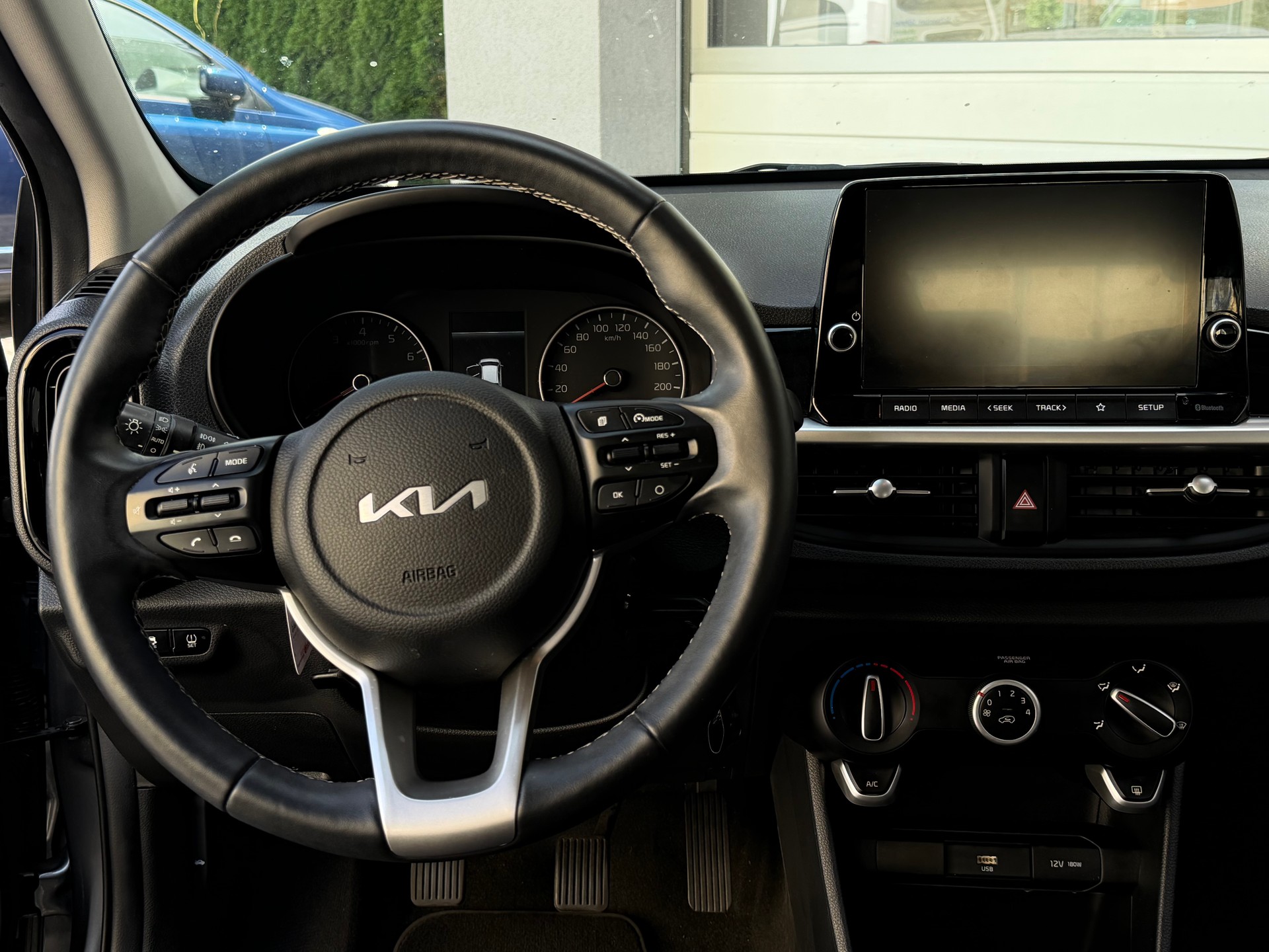 KIA Picanto 1.0 CVVT Picanto*Kia Garantie*Frisch ab MFK&Service*Vollaustattung*-image-8