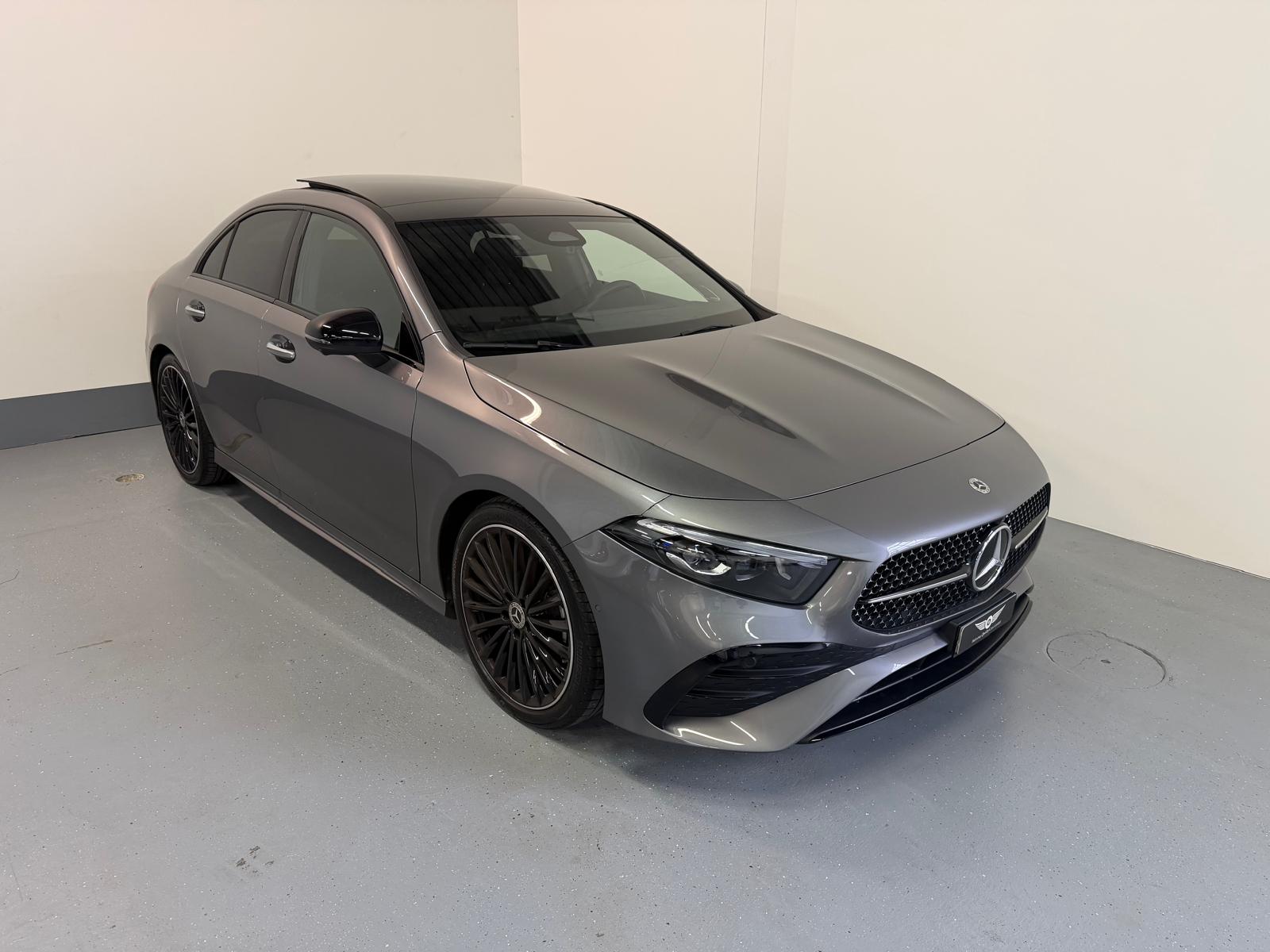 MERCEDES-BENZ A 220 4Matic 8G-DCT-showroom-element-1