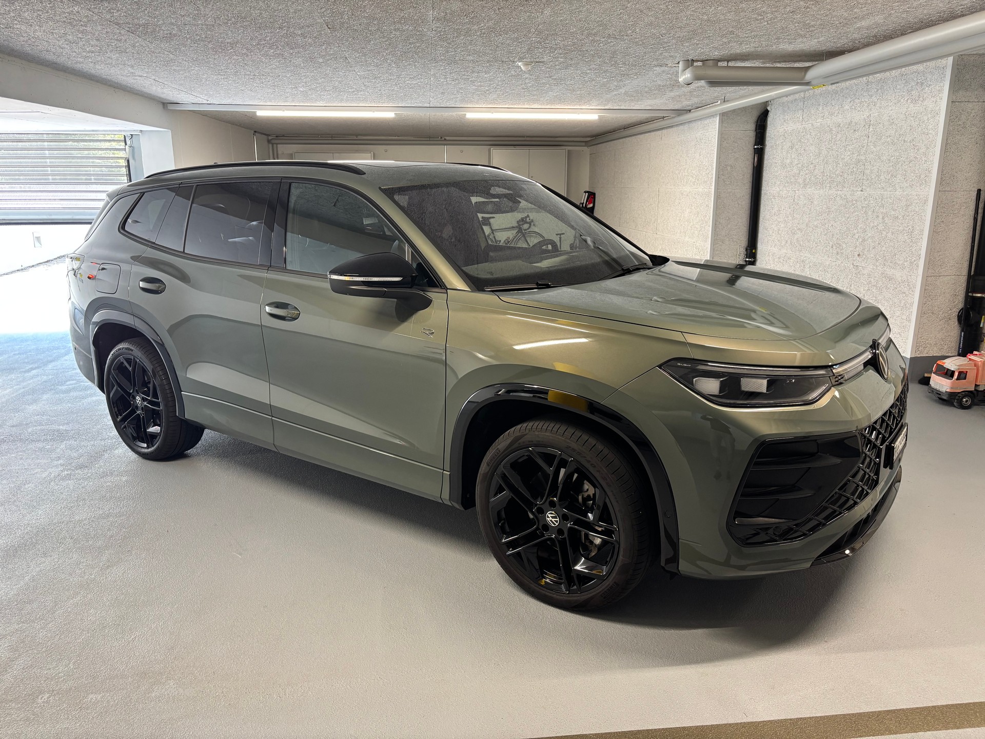 VW 2.0 TSI R-Line United DSG 4motion