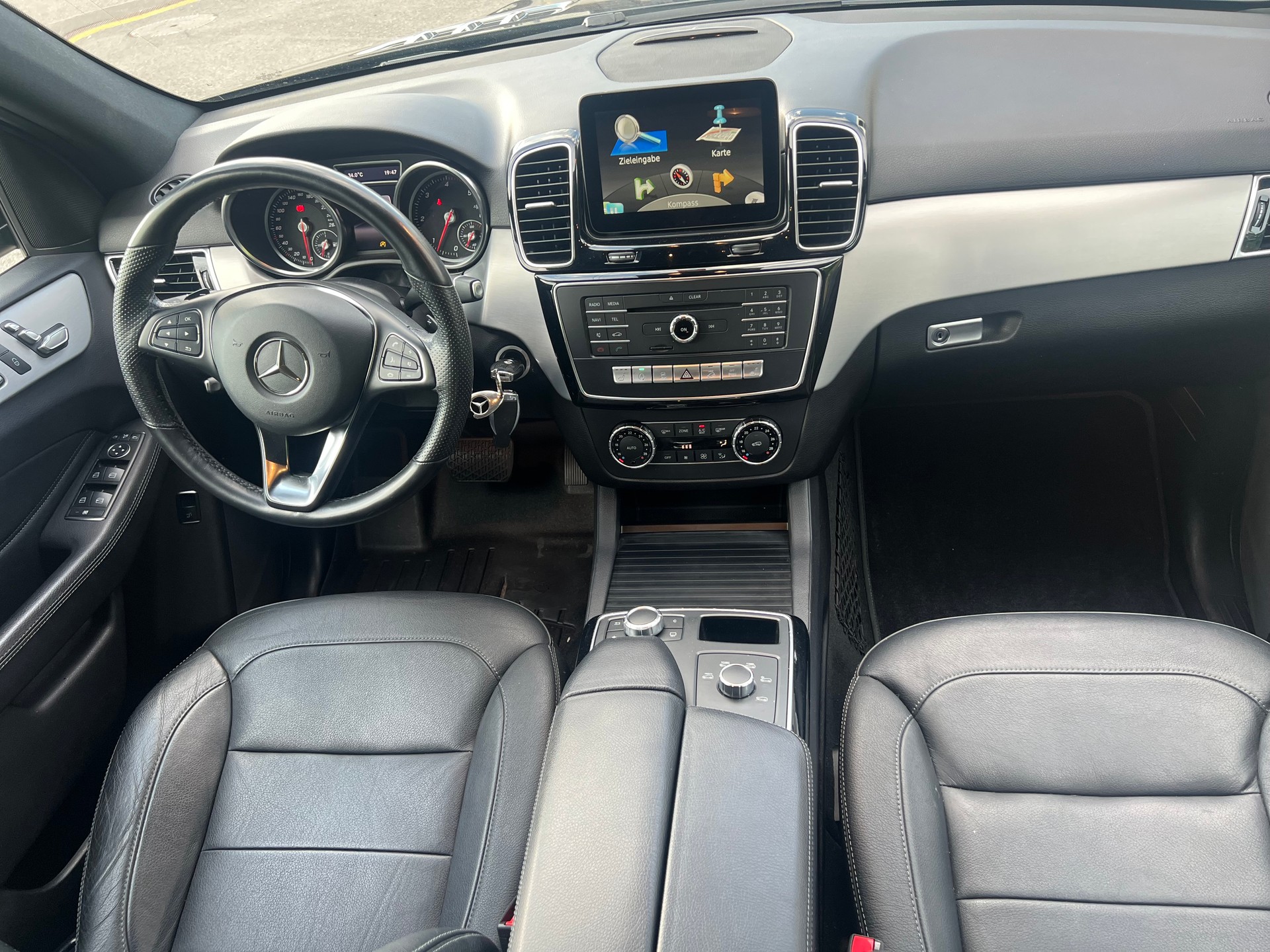 MERCEDES-BENZ GLE 350 d Executive 4Matic 9G-Tronic-image-8