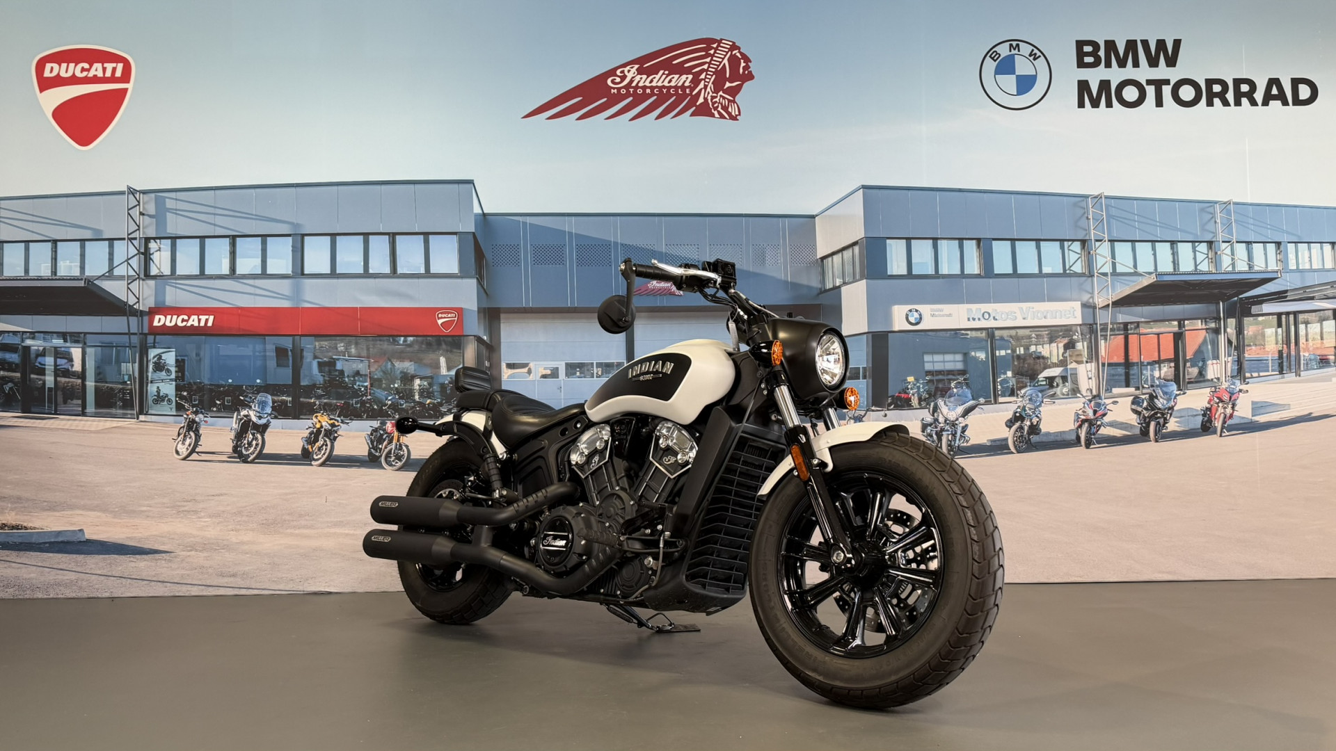 INDIAN Scout Bobber-image-0