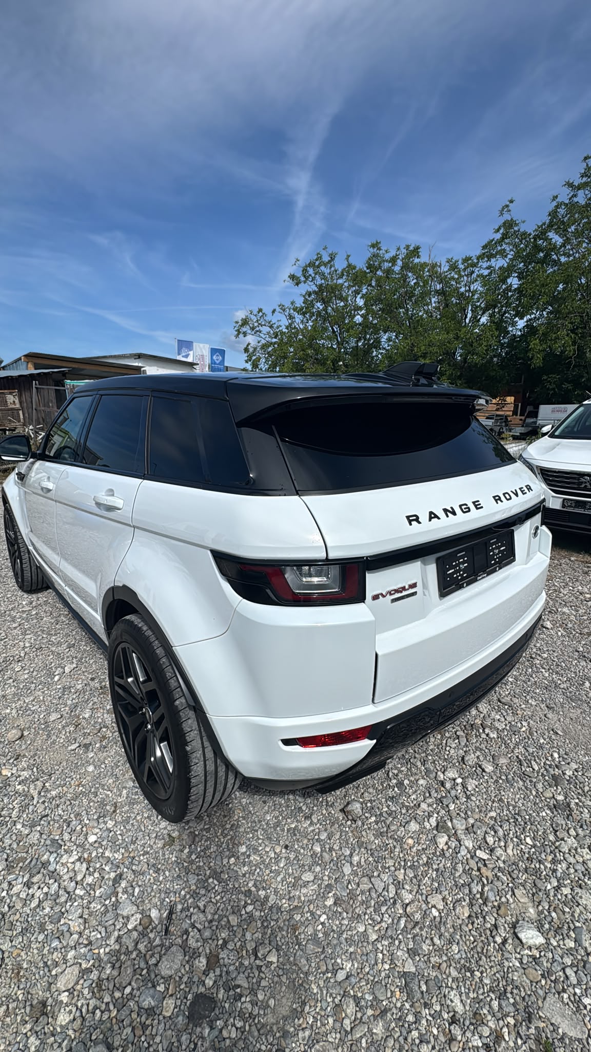LAND ROVER Range Rover Evoque 2.0 Si4 HSE AT9-image-5